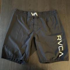 RVCA ブラック ショーツ
