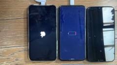 iPhone XR 3台ジャンク iPhone XR 3台ジャンク - メルカリ