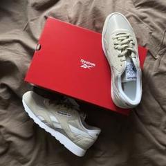 美品 reebok クラシックナイロン スニーカー リーボック 27.5cmのサムネイル