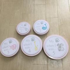 チャイルドトゥチェリッシュハンドプリントタワーオブタイム