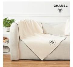 CHANELノベルティ　ブランケット CHANELノベルティ ブランケット 毛布 - フリマアプリ