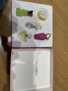 新品未開封☆ニナリッチ　ミニ香水セット NINA RICCI ニナリッチ ミニチュア 4P コレクション セット 4ml