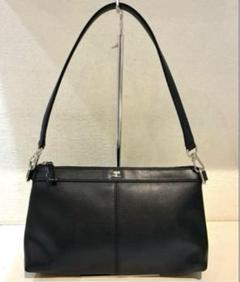 【良品】Courreges ハンドバッグ セミショルダーバッグ レザー Courreges - courrèges ｜クレージュ レザーショルダーバッグの