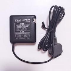 【ジャンク品】docomo mova F504iS 携帯電話・ACアダプター ジャンク品】docomo mova F504iS 携帯電話・ACアダプター