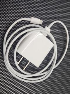 Apple純正20W USB-C-Lightning充電器 A2305&ケーブル