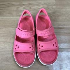 crocs ピンク サンダル　J3