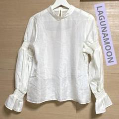 美品✳︎LAGUNAMOONスモッキングスリーブブラウス