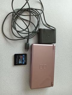 Nintendo DS Lite 本体と充電コード