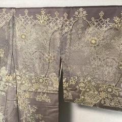 訪問着　汕頭柄　正絹　未使用 No.2676 未使用シリーズ正絹汕頭刺繍巻物訪問着 美品 - メルカリ