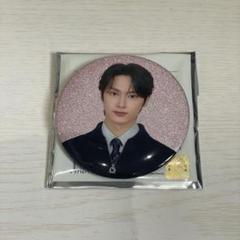 seventeen セブチ holiday ペンミ 缶バッジ ジュン - メルカリ
