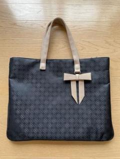 【美品】リボン付き　黒　ビジネスバッグ