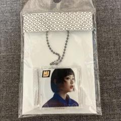 ニュージーンズ　NJZ ハニCDジャケット風キーホルダー ニュージーンズ ハニ キーホルダー - メルカリ