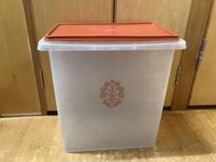 Tupperware カーキ色 保存容器 3個セット　10キロキーパー Tupperwareベントスマート&レタスキーパーセット｜Yahoo!フリマ