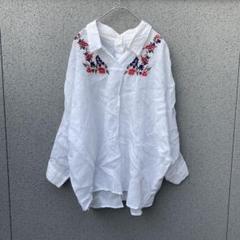 2513【LUIS MARI】リネンシャツ 花柄刺繍 ブラウス ホワイト