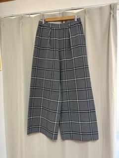未使用タグ付き 自由区L　グレー系チェックパンツ 未使用タグ付き 自由区L グレー系チェックパンツ パンツ