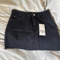 ZARA ブラック ミニスカート Sのサムネイル
