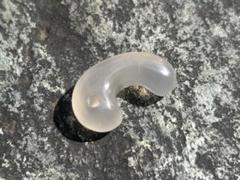 カルセドニー勾玉　錦石