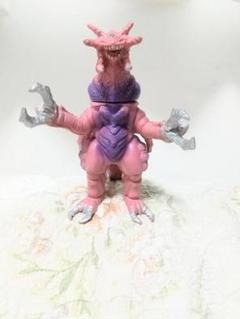ウルトラ怪獣 変異昆虫 クローンシルドロン　ウルトラマン ソフビ ウルトラ怪獣 変異昆虫 クローンシルドロン ウルトラマン ソフビ