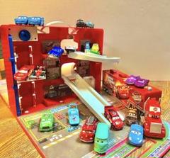 【廃盤希少商品‼︎】カーズ•トミカ19台/収納バッグ/トレーラーマックセットです☆ 廃盤希少商品‼︎】カーズ•トミカ19台/収納バッグ/トレーラー