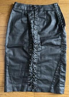 GUESS 黒 レースアップタイトスカートのサムネイル