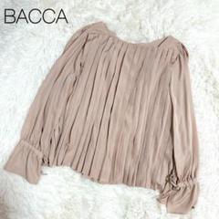美品 バッカ BACCA 2WAY プリーツ ブラウス ベルスリーブ 日本製のサムネイル