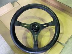 MOMO ステアリング Ronnie Peterson 3スポークヴィンテージ品 MOMO ステアリング Ronnie Peterson 3スポークヴィンテージ品