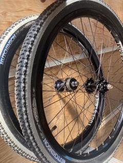 SPINのホイール 26インチ前後輪セット(後輪は未使用) SPINのホイール 26インチ前後輪セット(後輪は未使用)