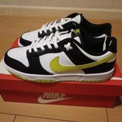 Nike Dunk Low ホワイト/ブラック/ライム