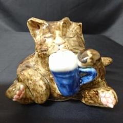 有田焼 陶器 猫 置物 元箱なし　ネコ　猫グッズ　縁起物　お祝い