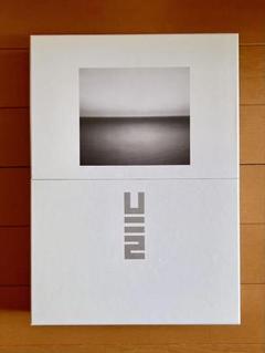 U2 NO LINE ON THE HORIZON Box Edition