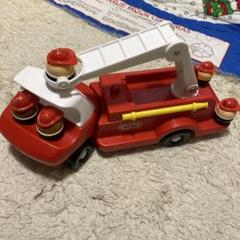 Little tikes社製の消防車トイとトドルトッツ5体セット