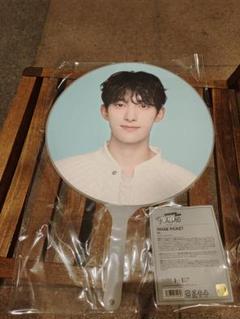 SEVENTEEN FOLLOW AGAIN うちわ 新品未開封 ドギョム SEVENTEEN TOUR Follow AGAIN ドギョム うちわ DK