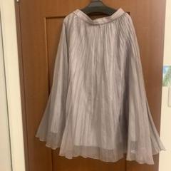 スカート　出勤でも平気