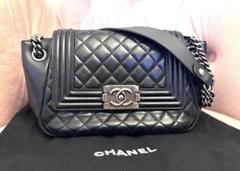 CHANEL ボーイシャネル　ワンショルダーバッグ　ラムスキン　黒　16番台