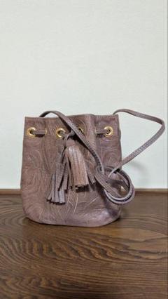 【大幅値下げ】【美品】CarvingTribes　フリンジ付き　ブラウン