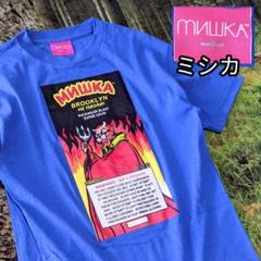 ミシカMISHKAブルーBOXロゴプリントTシャツ