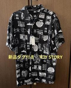 【新品タグ付き】トイストーリー総柄シャツ　ディズニー　ピクサー　ロッツォのサムネイル
