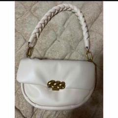 CHARLES&KEITH　ハンドバッグ
