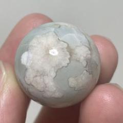 グリーン桜瑪瑙 ミニスフィア 天然石 置物