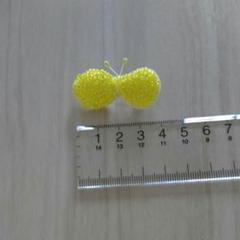 ビーズ刺繍 ブローチ 黄色 蝶々 ハンドメイド