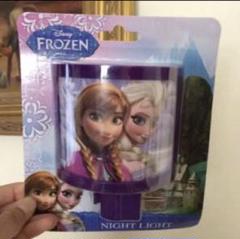 アナと雪の女王　ナイトライト　コンセントライトのサムネイル