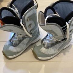 Thirtytwo グレー スノーボードブーツ 女性用 24-25cm
