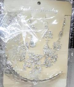 su721 ♡ティアラ3点セット♡ アクセサリー イヤリング ネックレス
