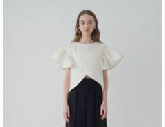 専用【新品】maison de Dolce. メゾンドドルチェ フリルブラウス♡