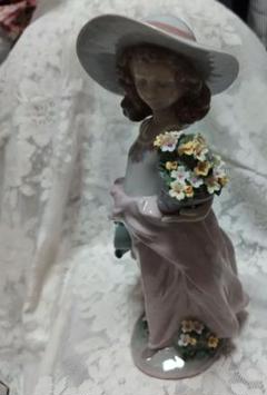 Lladro リヤドロ ♯7676 『夢がかなって』 フィギュリン リヤドロ7676 夢がかなって - メルカリ