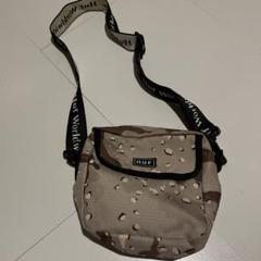 HUF ショルダー バック 迷彩のサムネイル