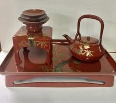 お屠蘇セット　特選漆器 指定洗朱 四つ揃え 沈金 松竹梅 松クリ型 時代物 美品 m64706047005_1.jpg?1728961784