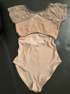 試着のみ極美品⭐︎デラロミラノ Elettra ゴールドレーベル⭐︎Mサイズ 試着のみ極美品⭐︎デラロミラノ Elettra ゴールドレーベル⭐︎M