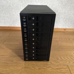 裸族のスカイタワー