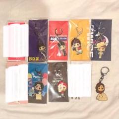 TWICE ”wake me up “ キーホルダー 全種類セット売り 71CBvP0hGpL._UF350,350_QL80_.jpg